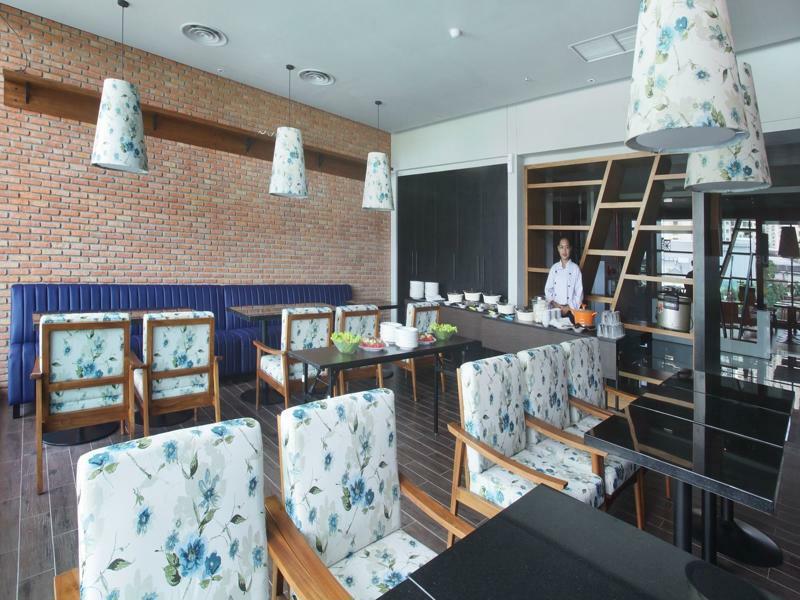 Cabin Hotel Hotel 3*