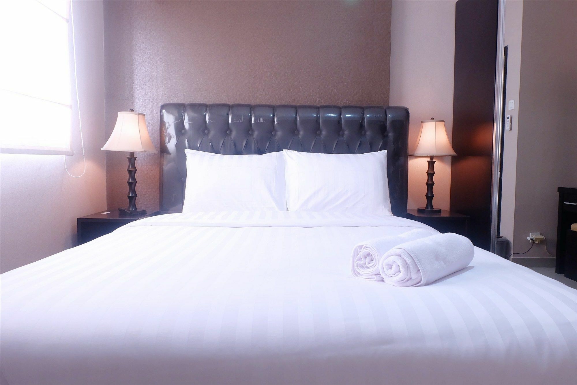 1 Bedroom The Wave Epicentrum By Travelio *