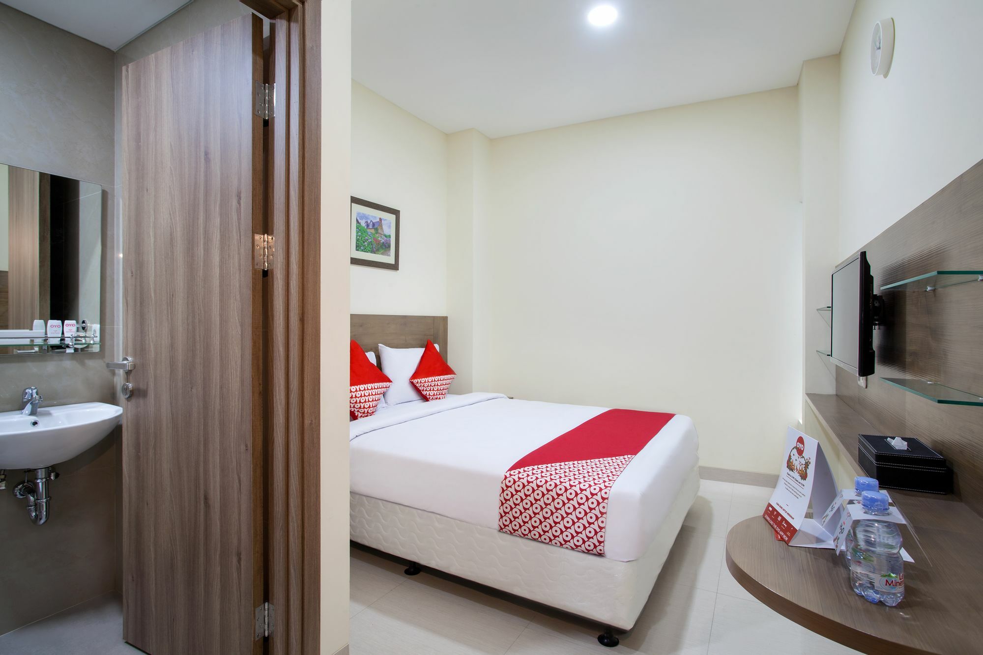 Khách sạn Oyo 115 Portal