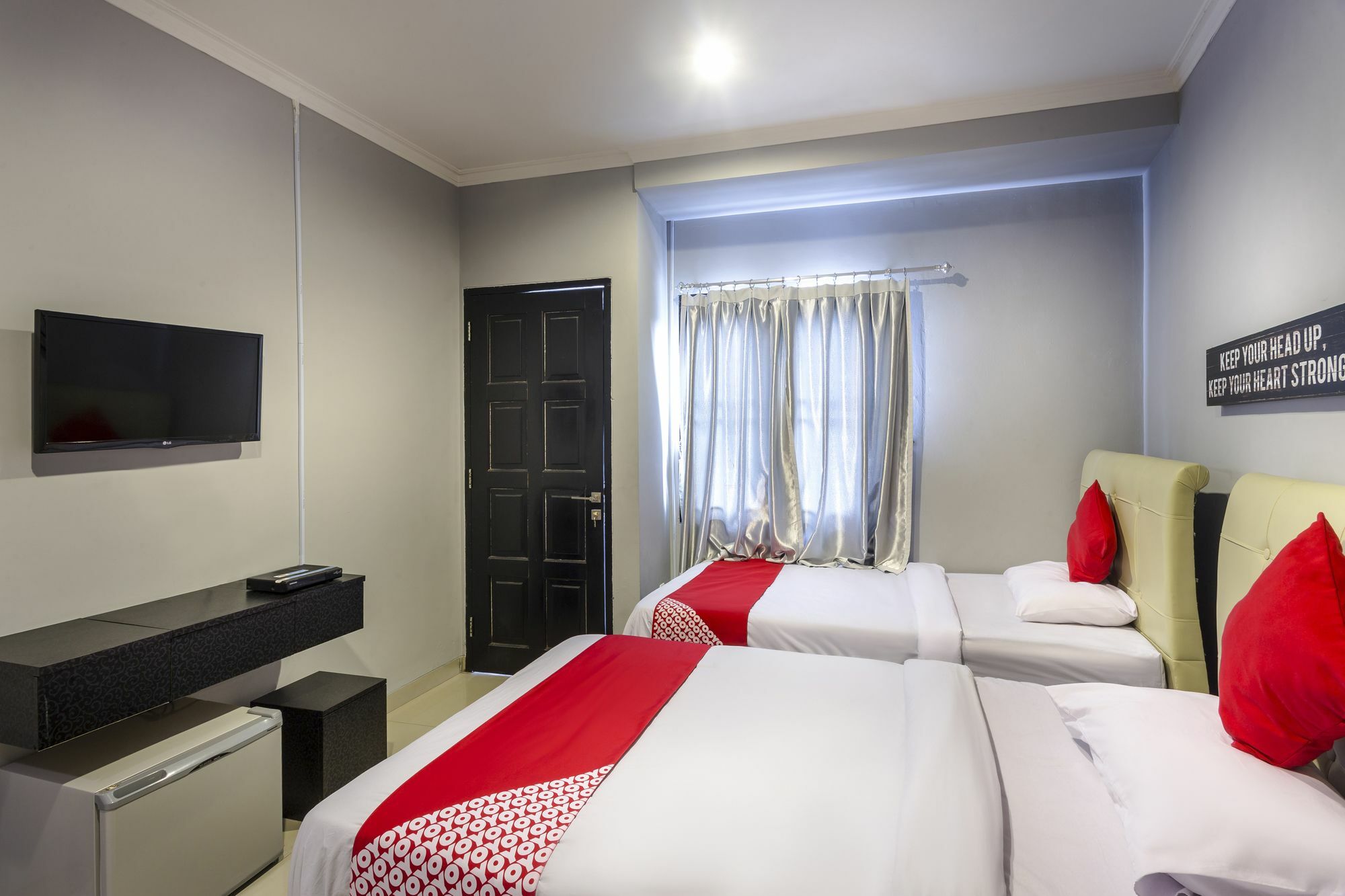Hotel Oyo 105 La Maison D Ilona 2*