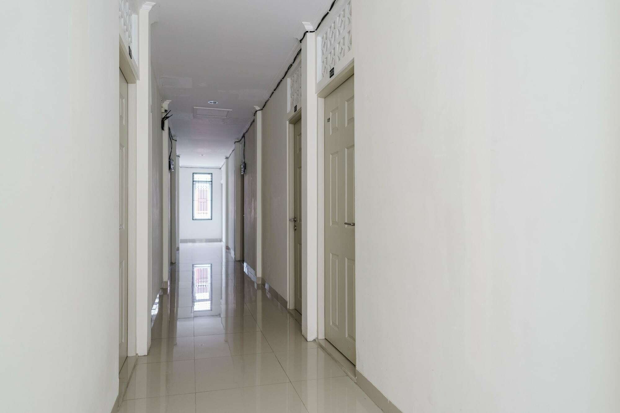 Reddoorz Near Upn Veteran Guest house Jakarta