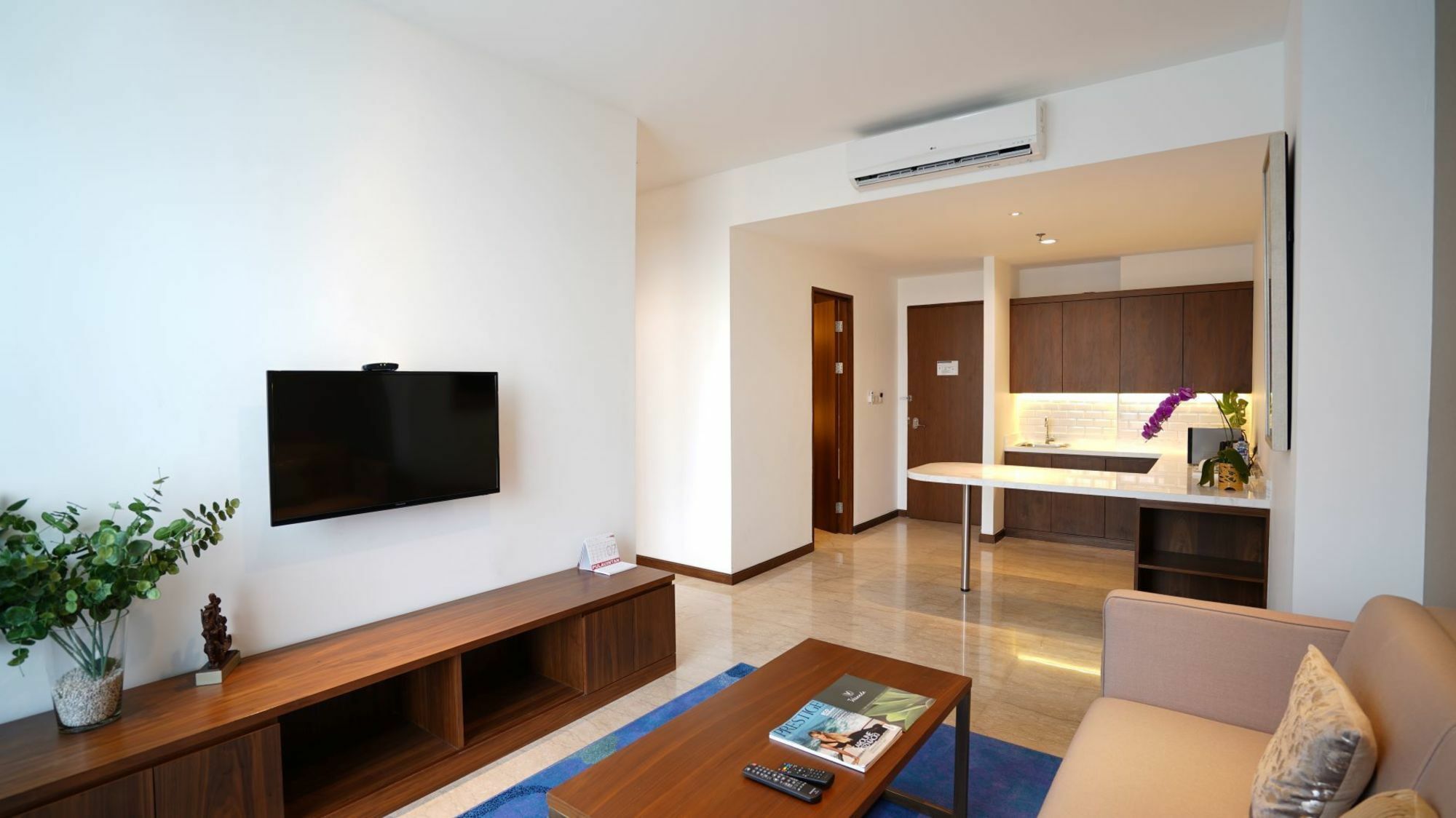 Veranda Serviced Puri Jakarta