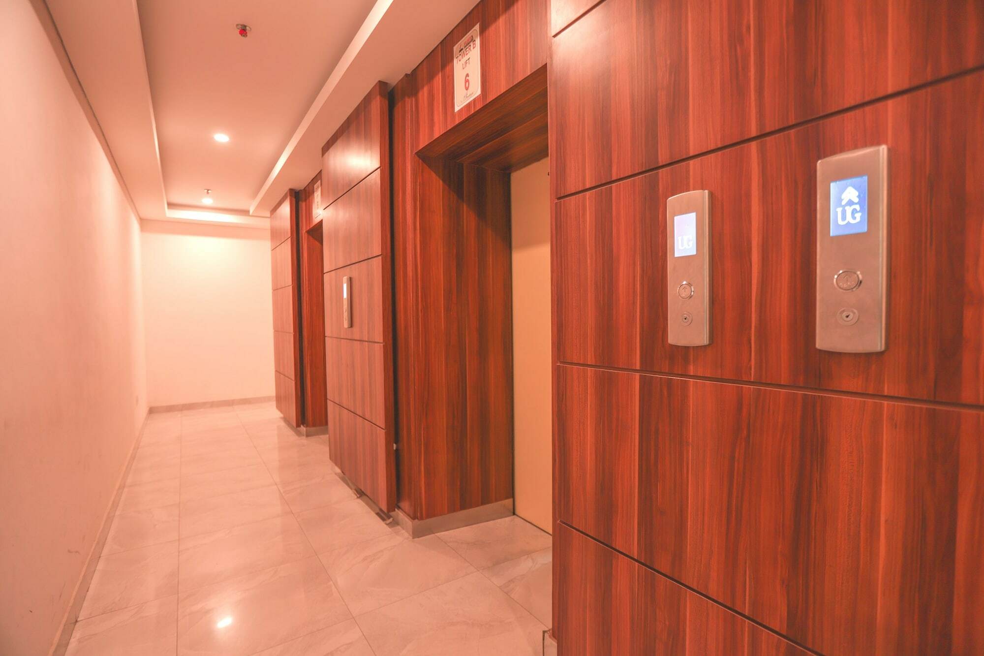 Flagship 210 Amethyst Kemayoran Hotel