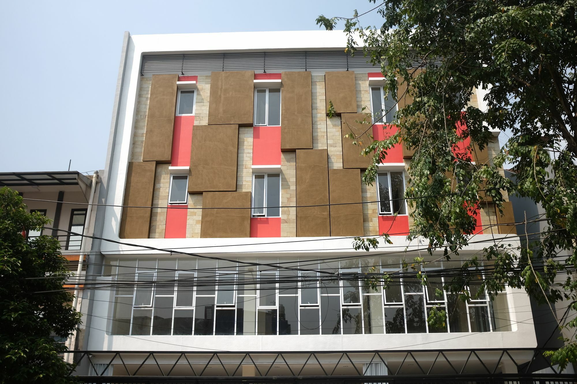 Reddoorz Near Mall Ciputra Wisma tamu 3*