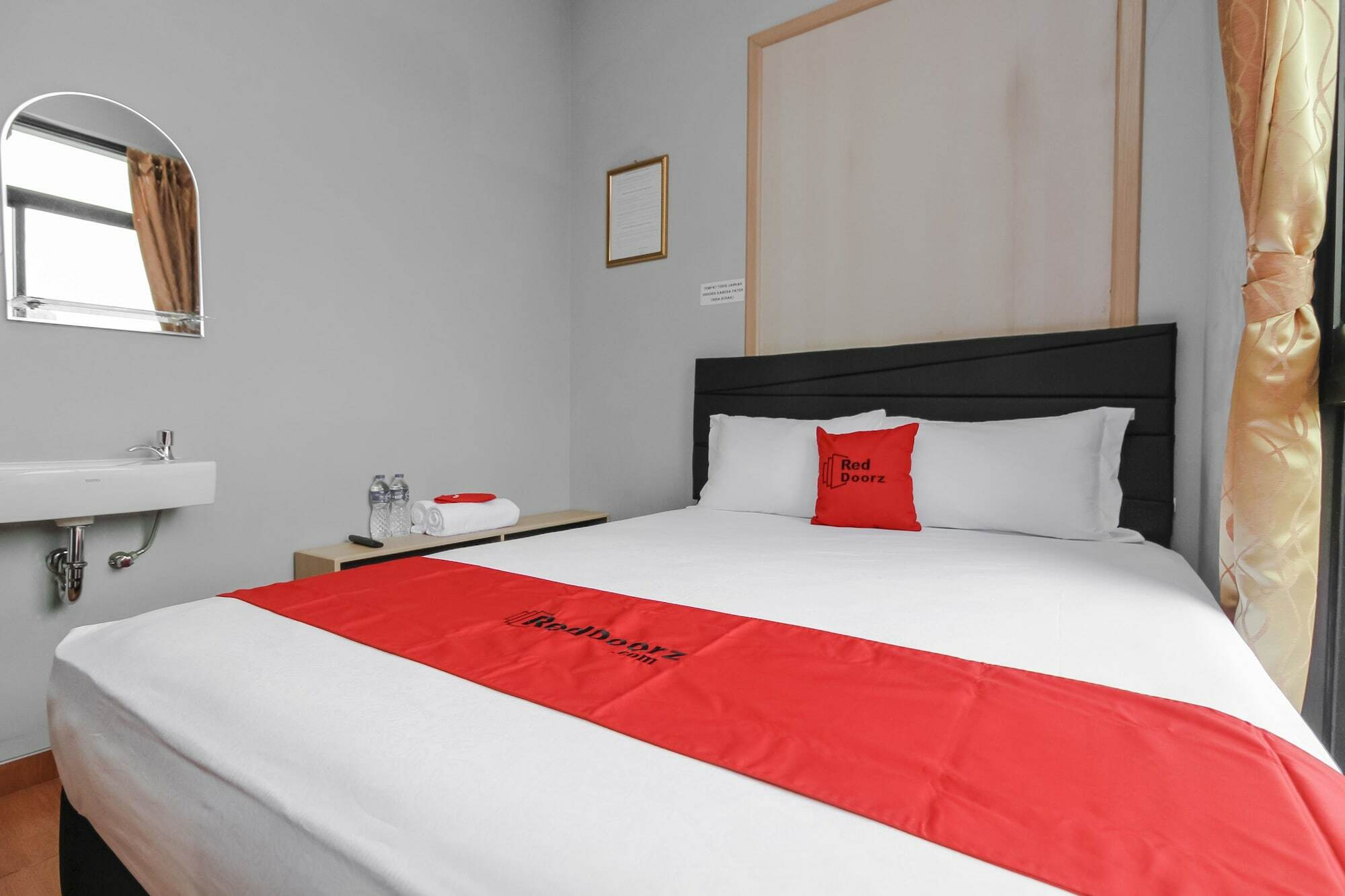 Guest house Reddoorz Near Manggarai Station 2