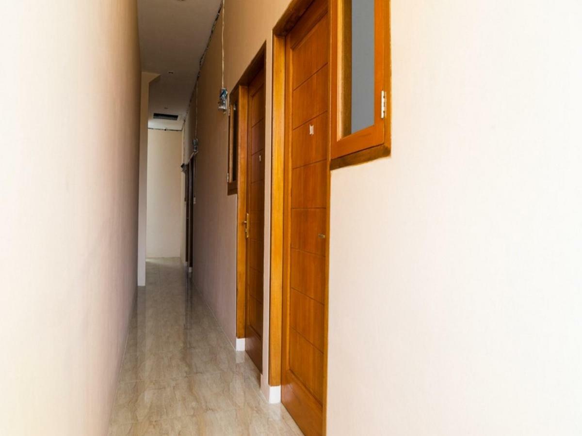 Gasthof Reddoorz Near Cipinang Indah Mall Jakarta