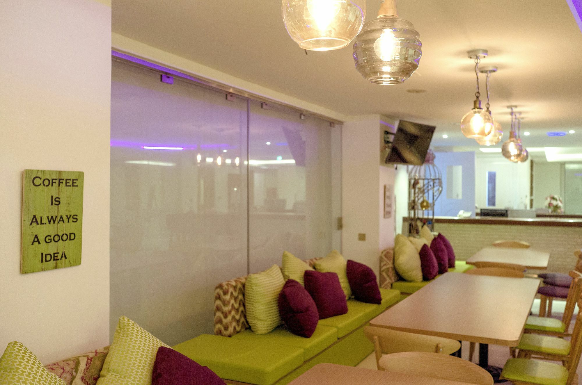 Heef Hotel