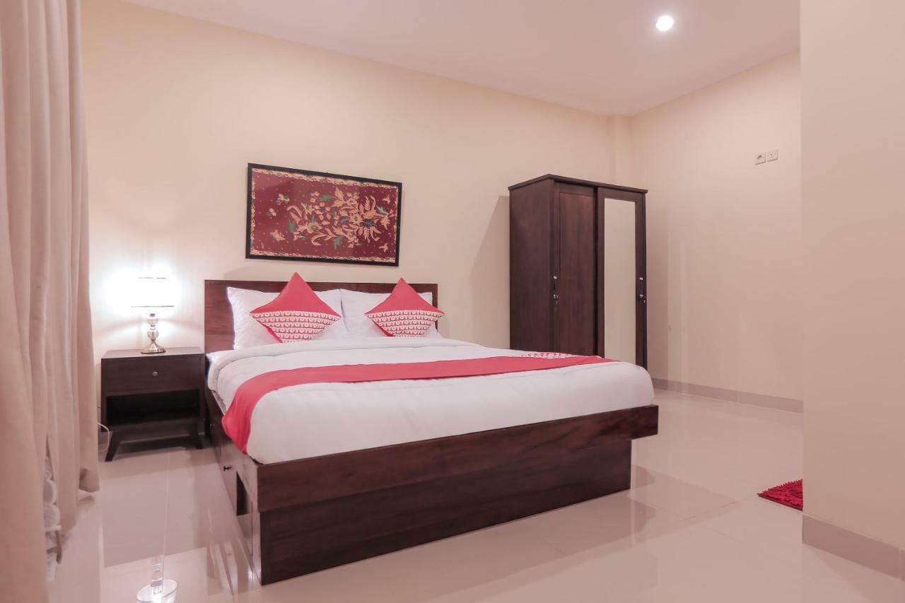 Oyo 133 Griya Ciaji Hotel 2*