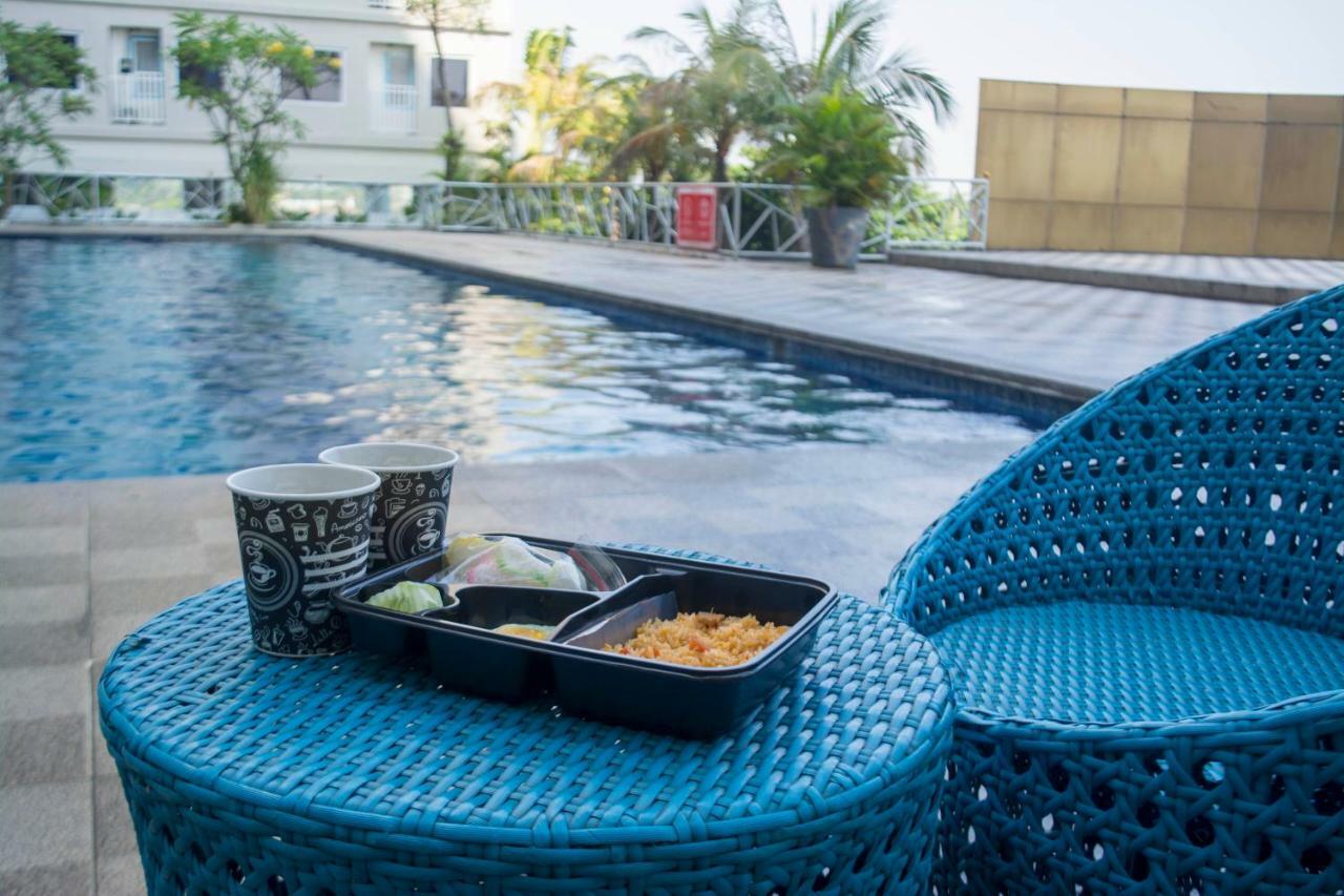 Titanium Express Homtel Jakarta