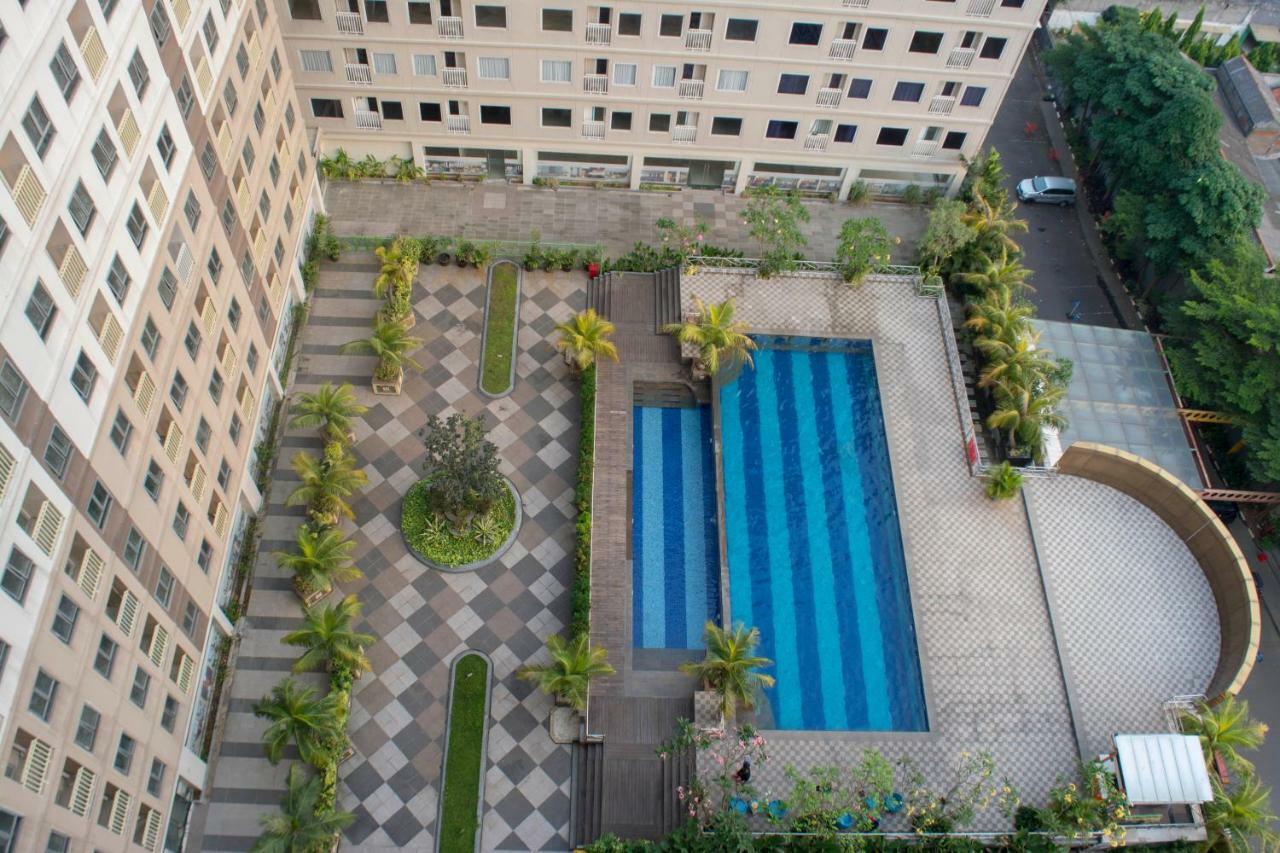 Titanium Express Homtel Jakarta