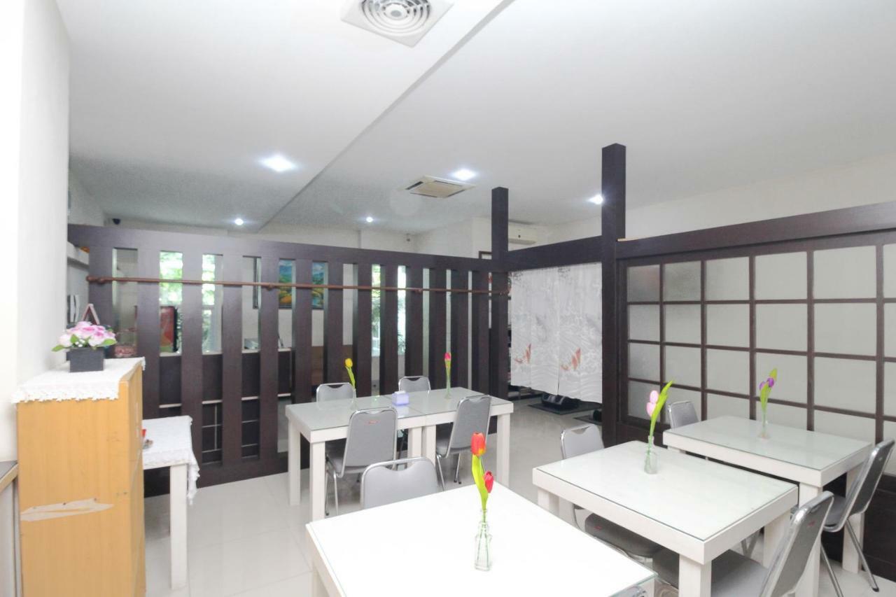 Blossom Resident Blok M Gasthuis 3*