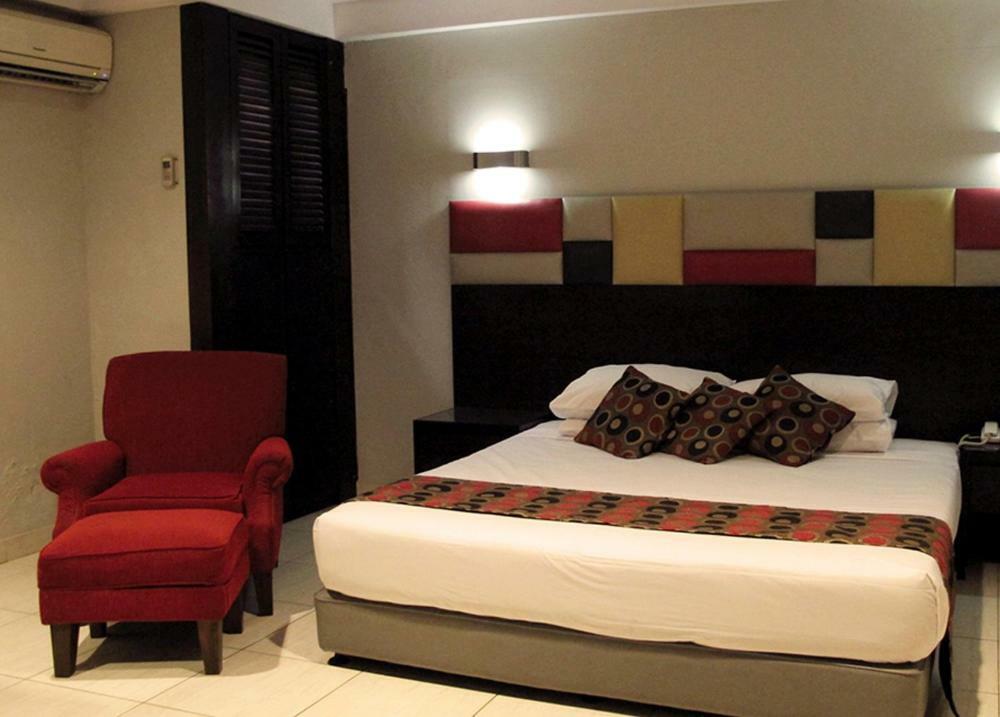 Hotel Alma 2*