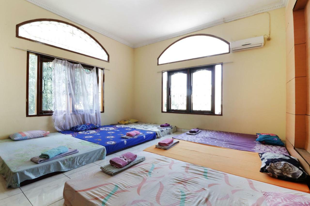 Backpack Syariah Cempaka Putih Barat Hostel