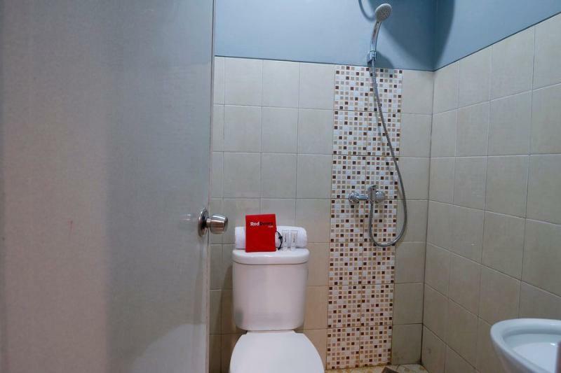 Reddoorz Near Rs Harapan Kita Jakarta