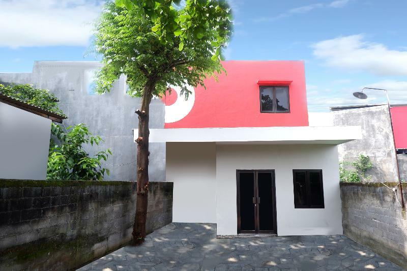Hotel Oyo 150 Harmoni 2*