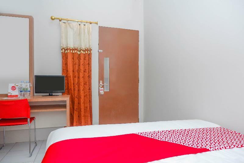 Hotel Oyo 150 Harmoni Jakarta