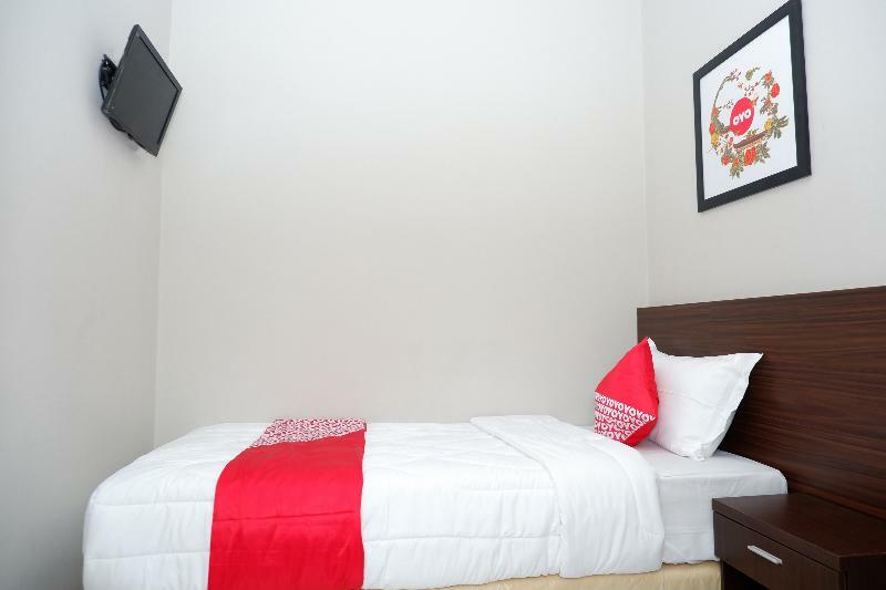 Oyo 150 Harmoni Hotel