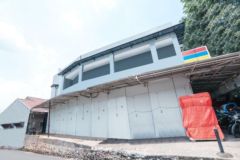 Oyo 286 Haji Saaba 20 Syariah Hotel 2*