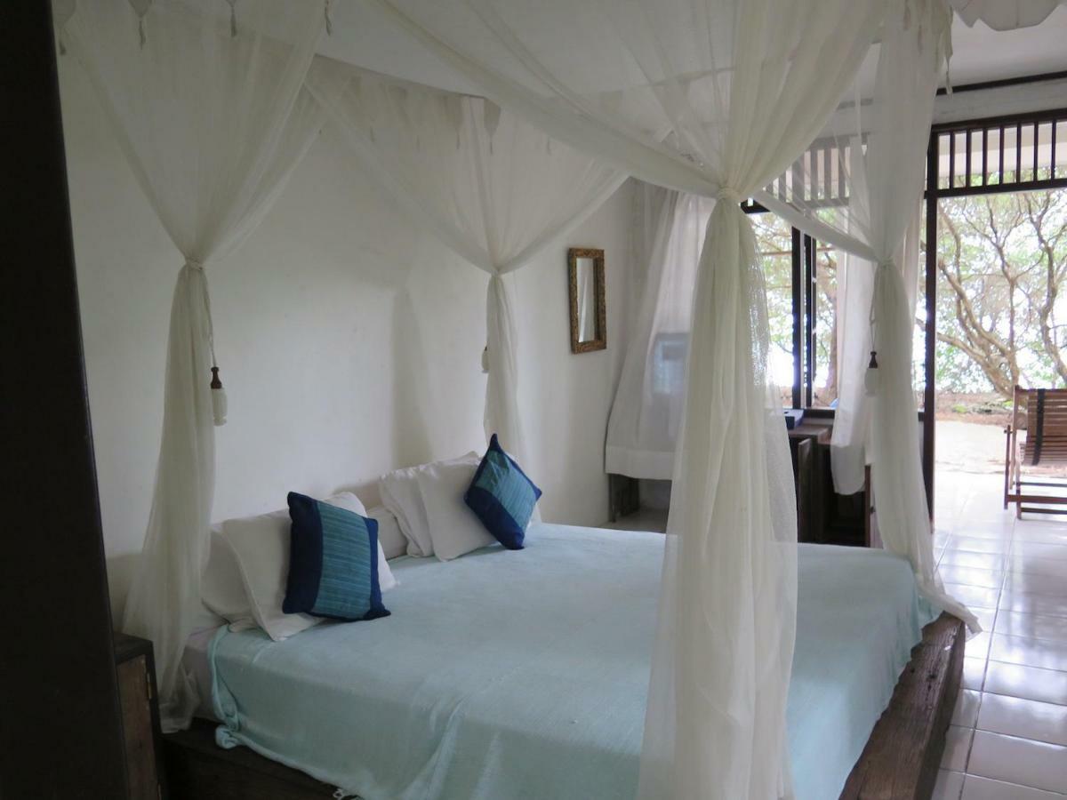 Resort Pulau Macan Eco Village & *