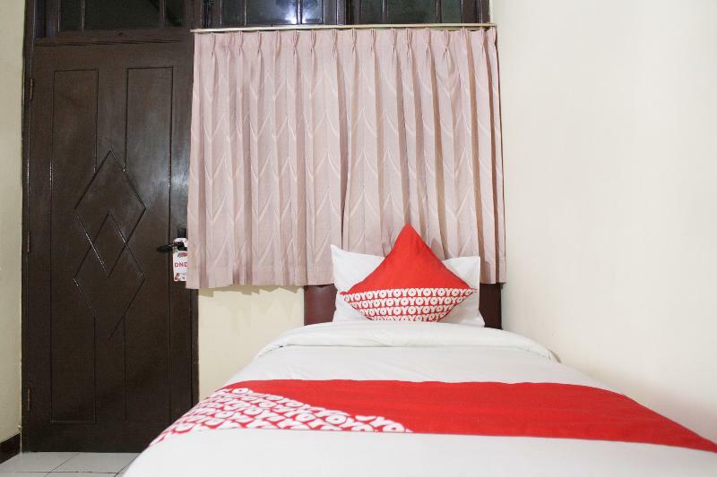 Vaccinated Staff - Oyo 181 Bintang 3* Jakarta