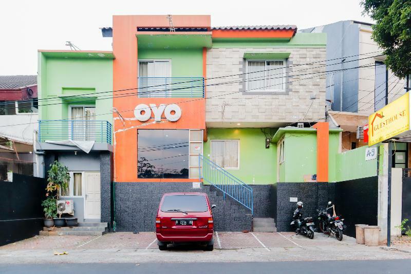 Guest house Reddoorz Near Tomang 2 2*