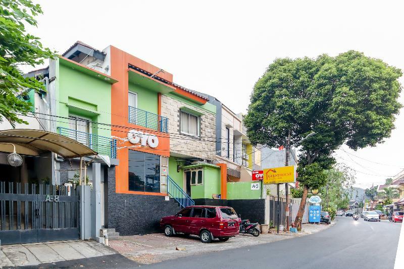 Guest house Reddoorz Near Tomang 2 Jakarta