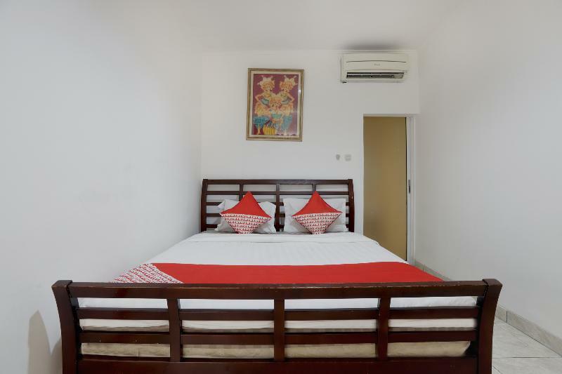 Guest house Reddoorz Near Tomang 2 2*