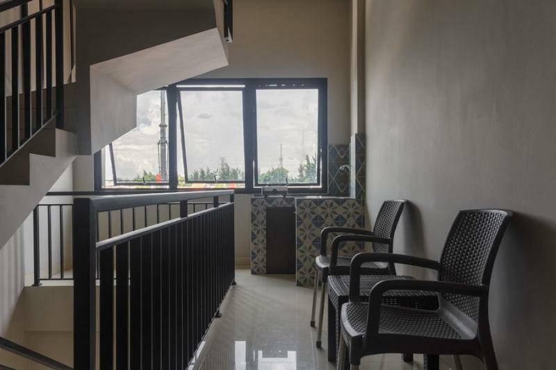 Reddoorz Near Puri Indah Mall 2* Jakarta