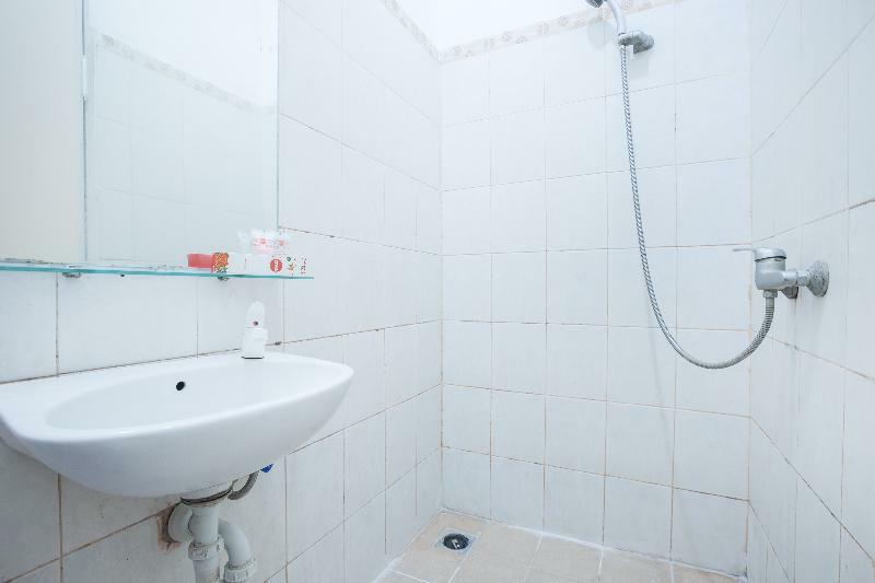 Oyo 345 Wynne Hotel Jakarta
