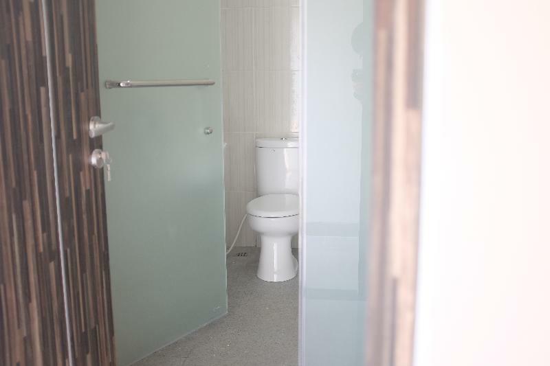 Reddoorz Near Mall Ciputra Wisma tamu 3*