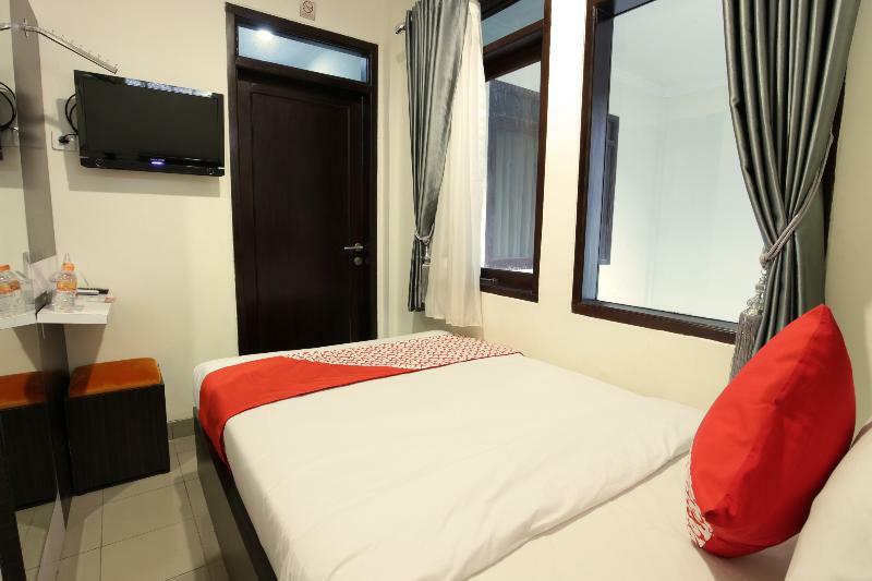 Oyo 176 Near Cideng Virgo Hotel Jakarta