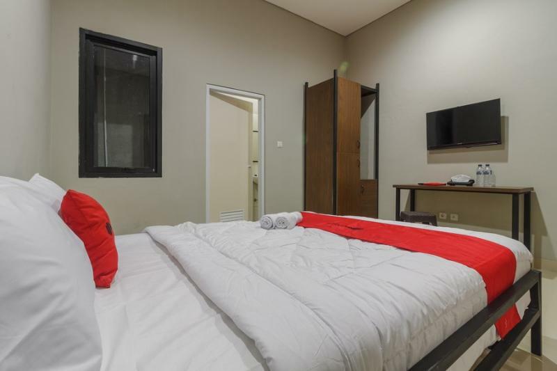 Reddoorz Near Puri Indah Mall 2* Jakarta
