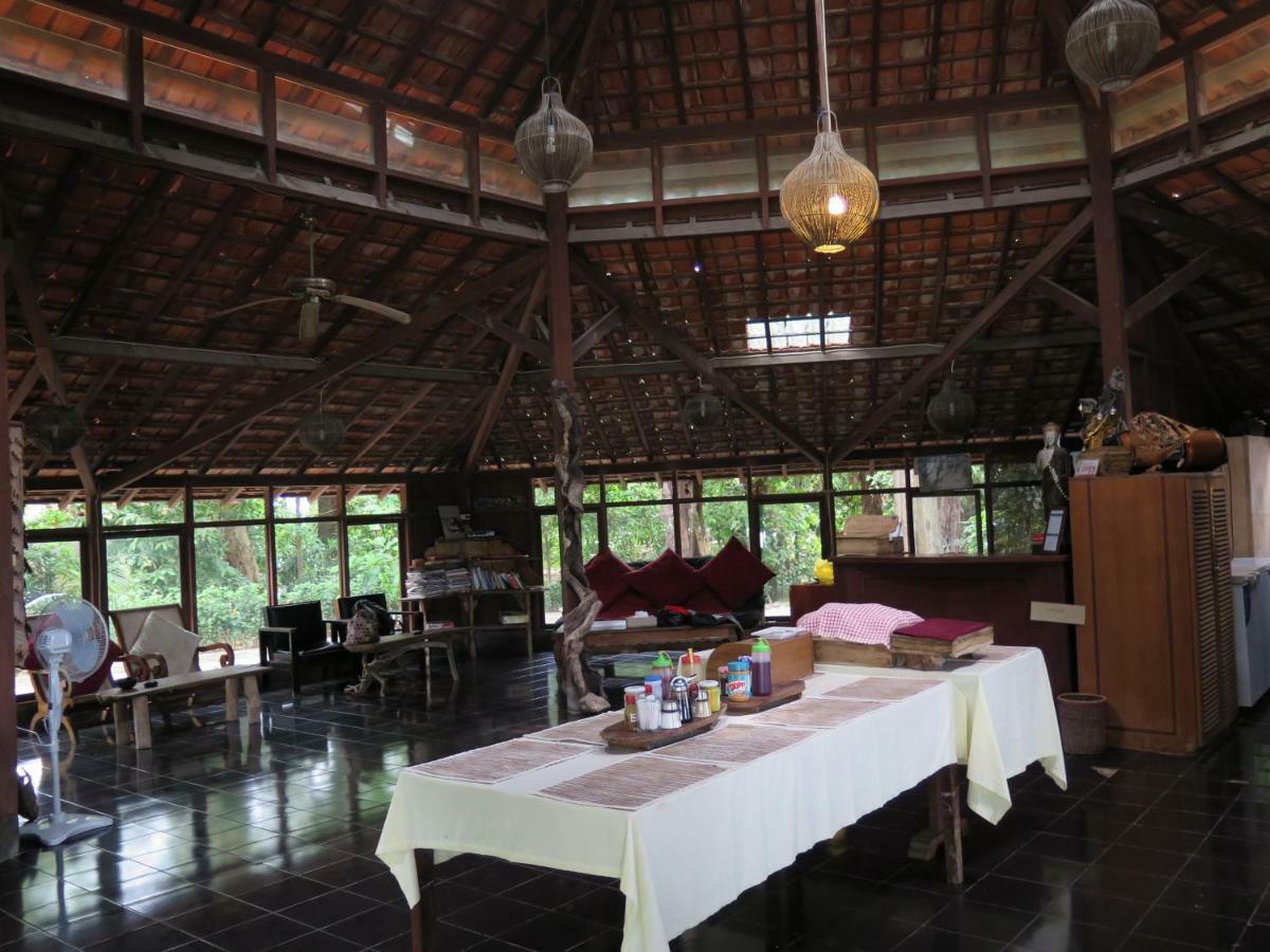 Pulau Macan Eco Village & Resort Jakarta