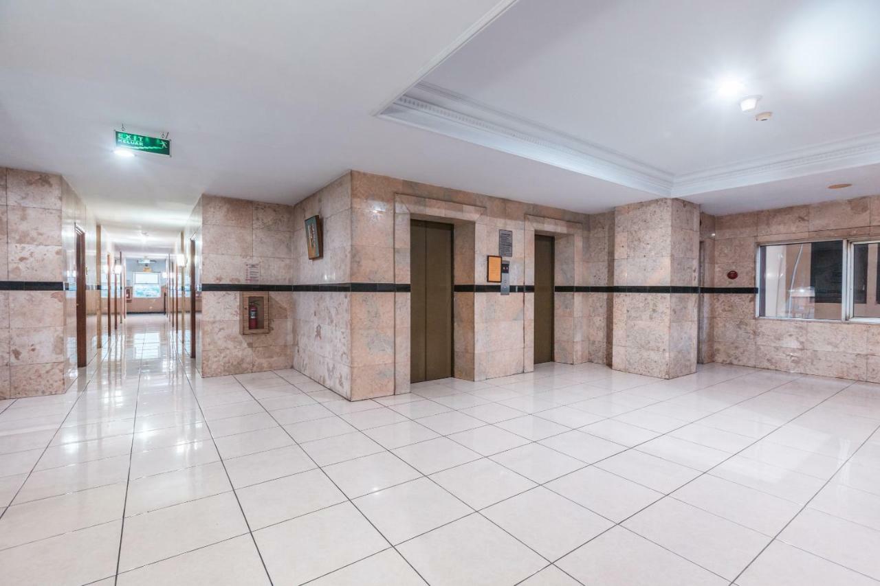 Hotel Oyo 1475 Alia Matraman Syariah Near Rs Premier Jatinergara