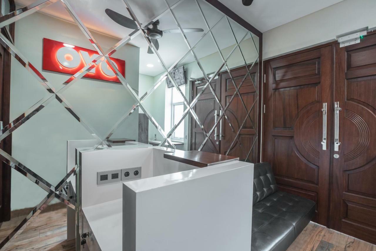 Hotel Super Oyo 1487 Khoe Jakarta