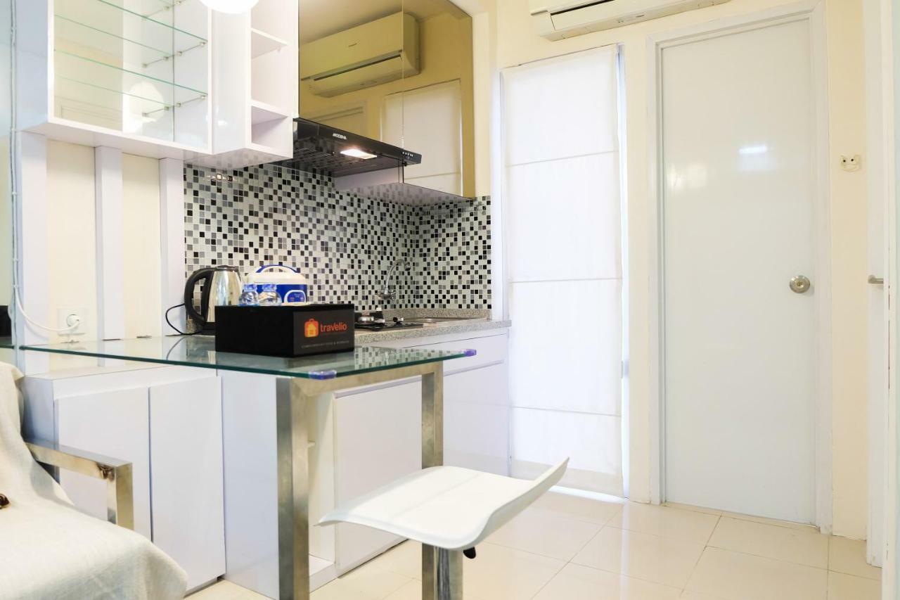 Comfort 2br At Bassura Cipinang By Travelio *