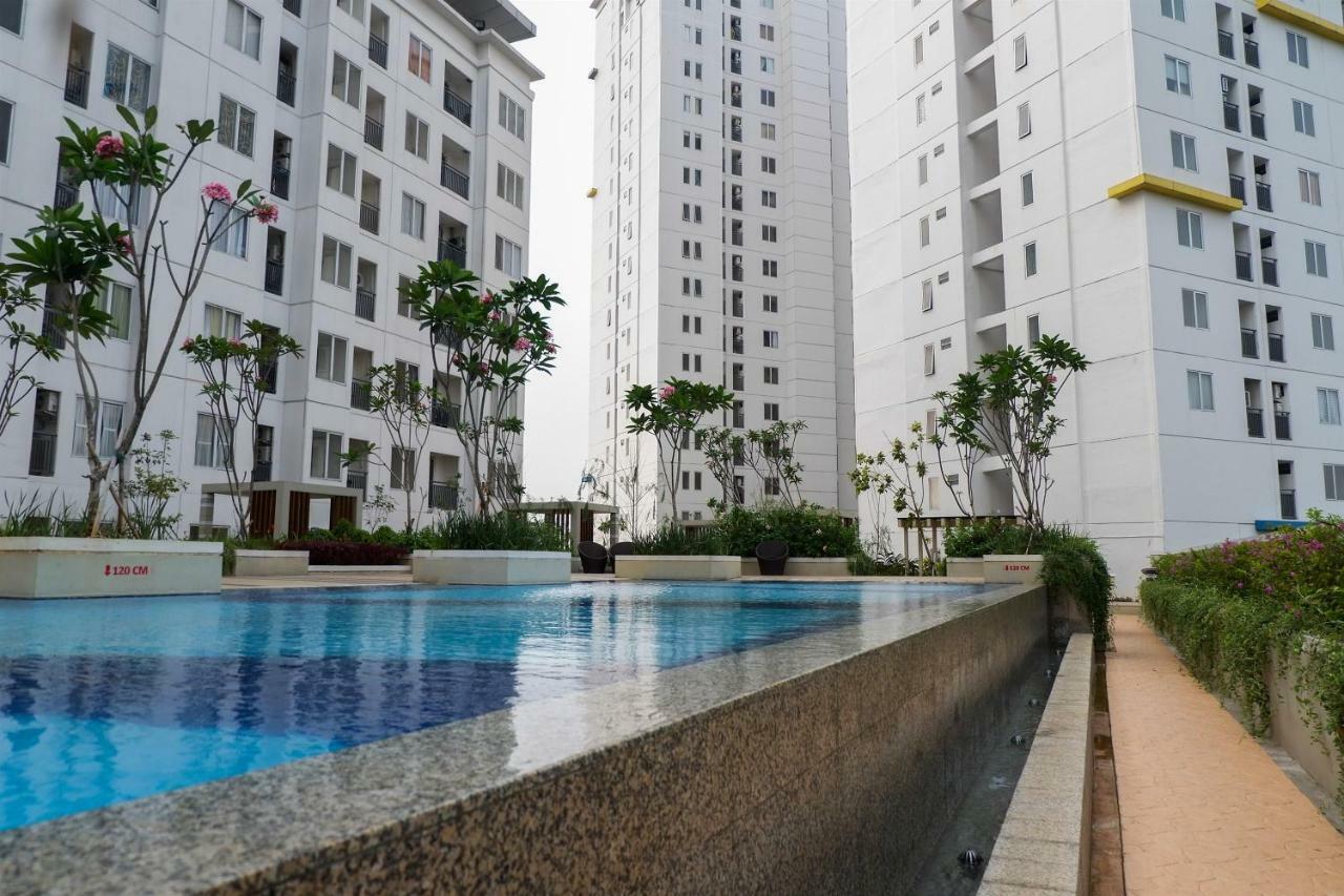 Apartment Comfort 2br At Bassura Cipinang By Travelio