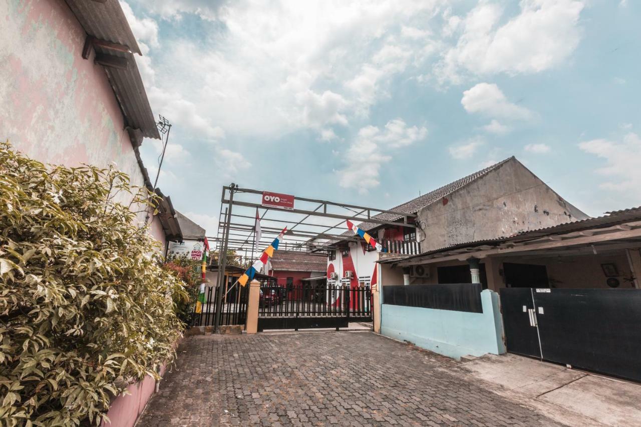 Hotel Oyo 947 Angel Syariah 2*