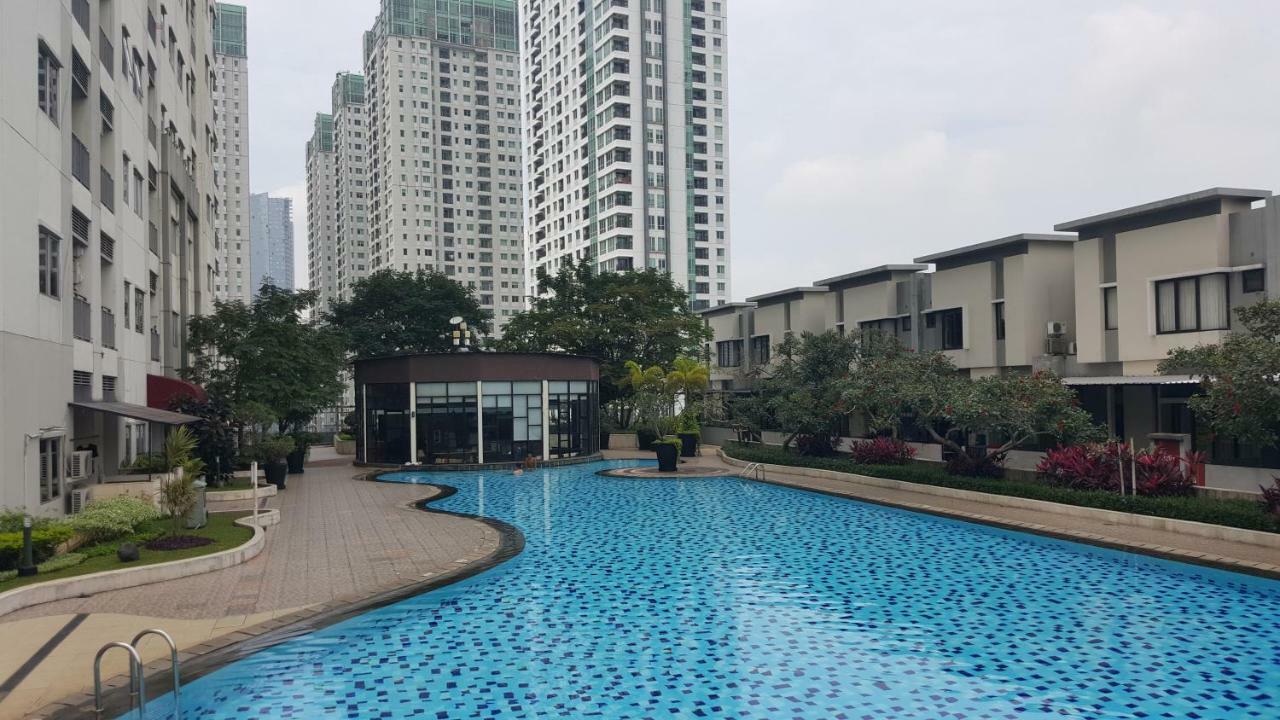 Sudirman Thamrin 87m Pool View Apartment Jakarta