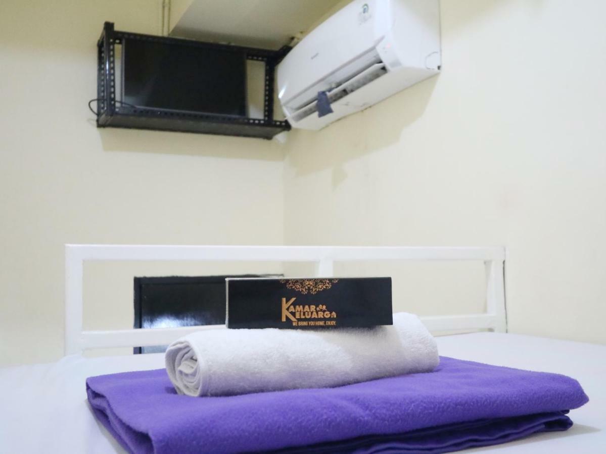 Nhà khách Kamar Keluarga Jelambar Barat Dua 2*