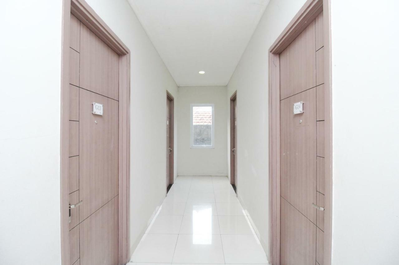 Kamar Keluarga Averio Jakarta