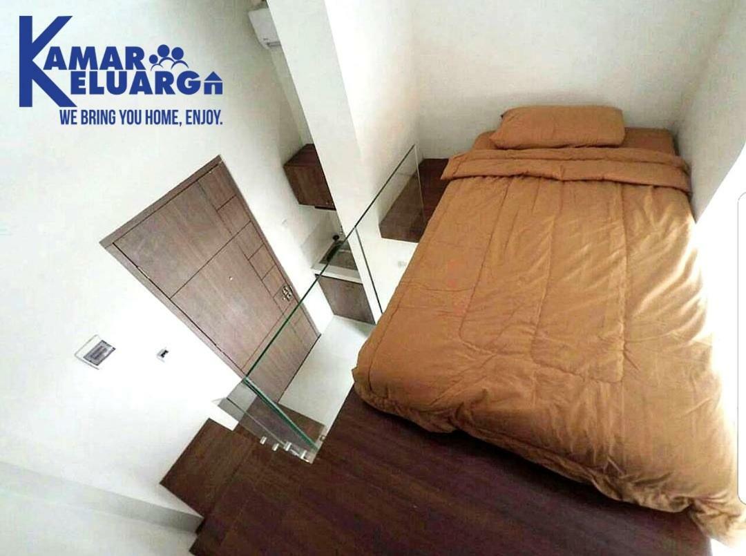 Kamar Keluarga Averio *