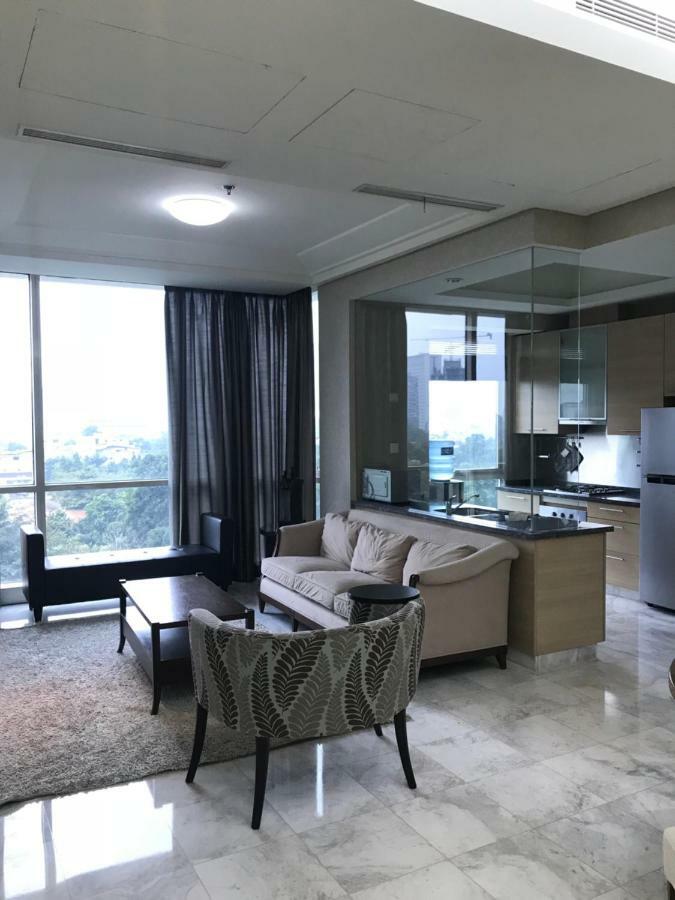 Apartment The Peak At Sudirman - 3 Bedroom Exclusive Private Jakarta