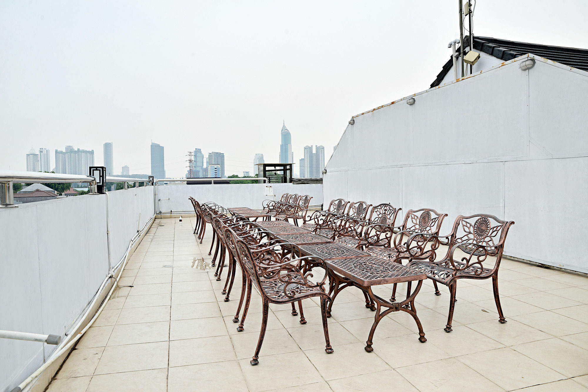 Guest house Zen Benhil Pejompongan Jakarta