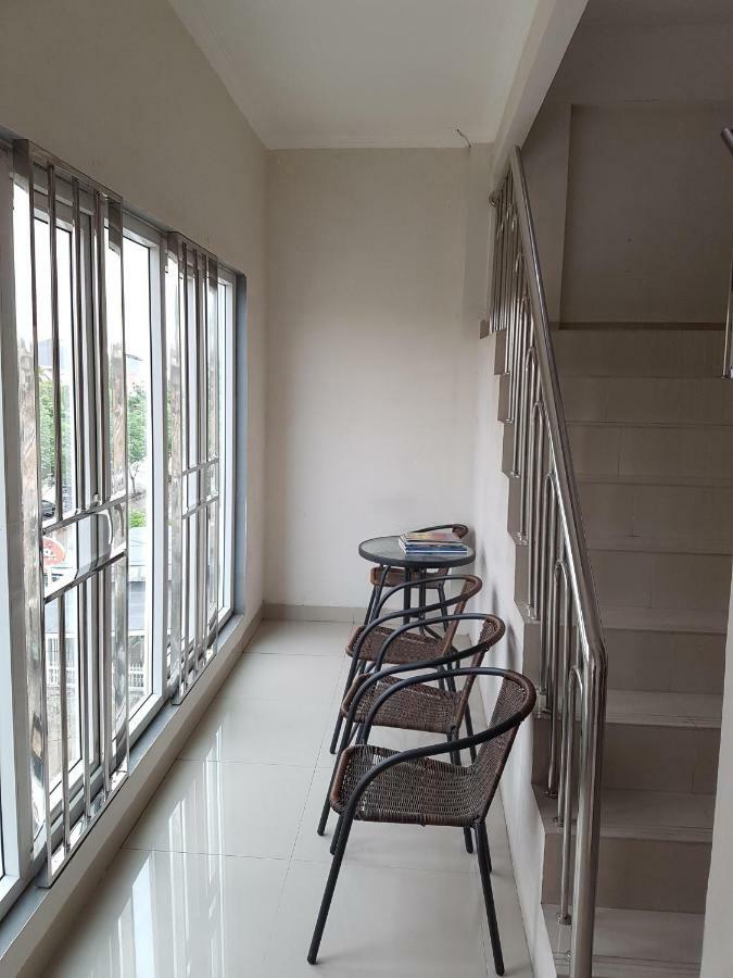 Ethan Kelapa Gading Hotel 3*