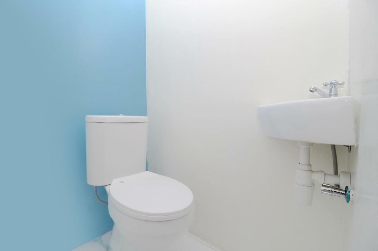 Guest house Kamar Keluarga Kalideres Ii *