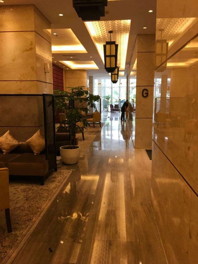 Apartemen Luxury 2 Bedroom At The Grove-masterpiece, Epicentrum *