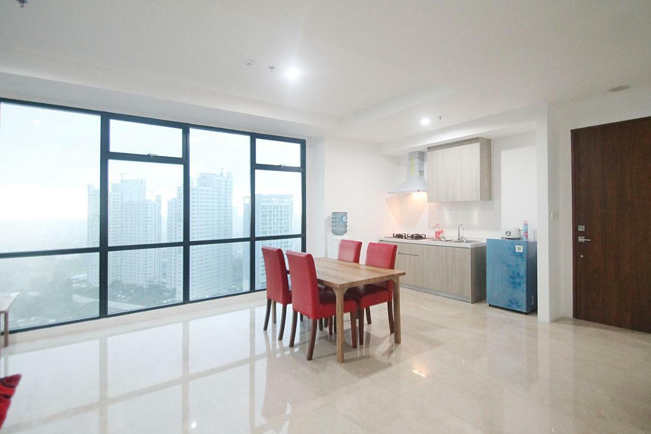 Veranda At Puri Kembangan By Aparian