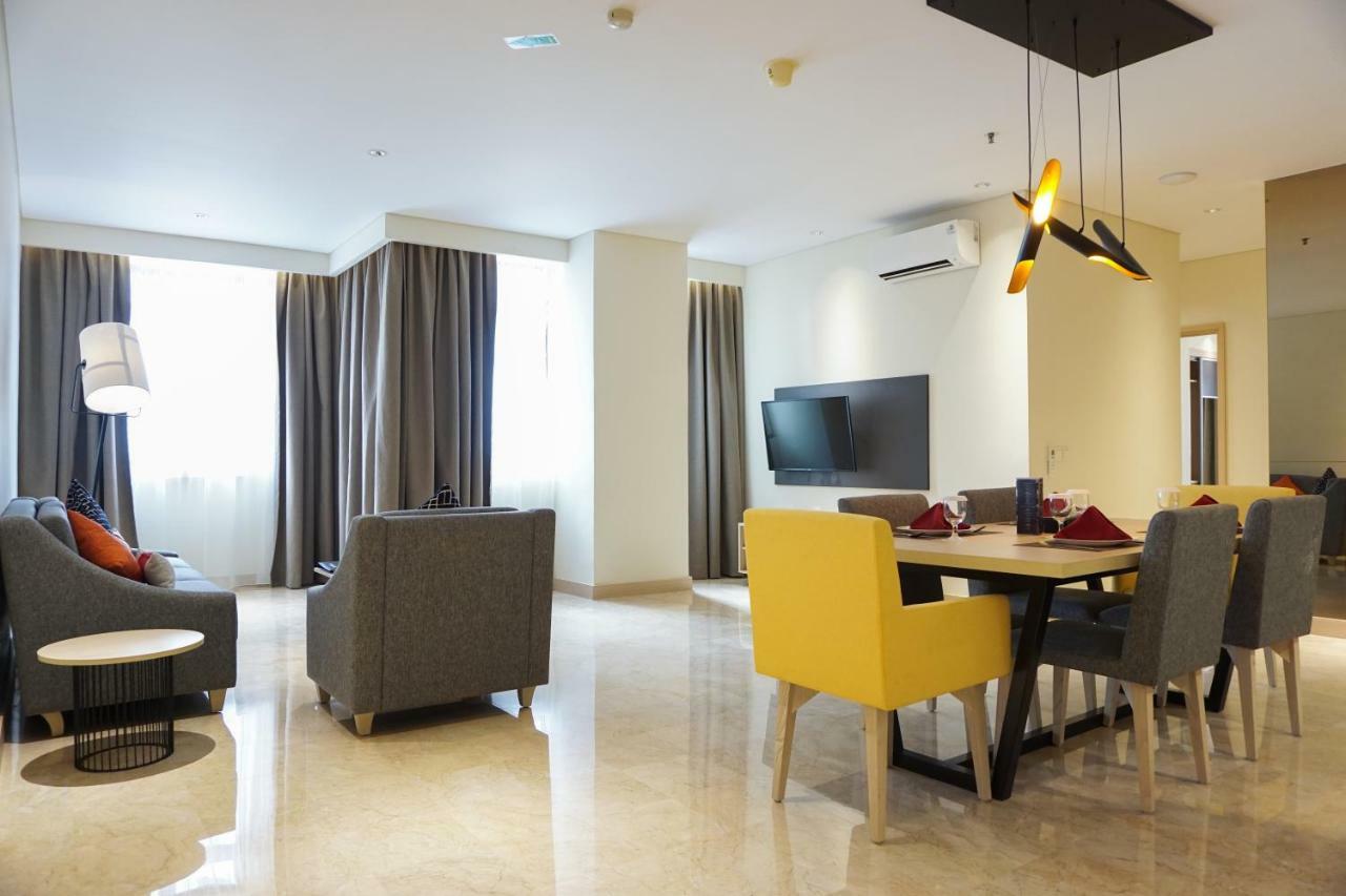 Hotel Midtown Simatupang 4*
