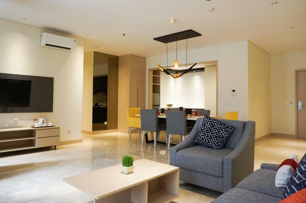 Midtown Simatupang Hotel 4*